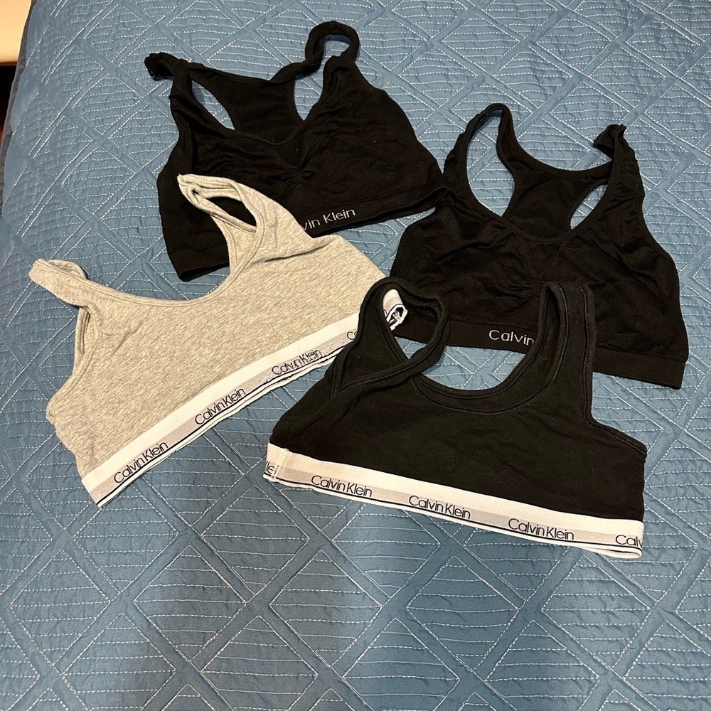 4 Pairs of Girls Sports Bras